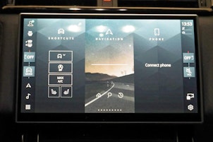 Vehicle image LAND ROVER Range Rover Velar 3.0 I6 Dynamic SE