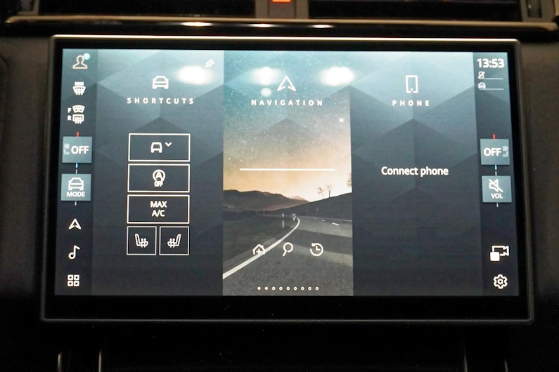 Vehicle image LAND ROVER RANGE ROVER VELAR