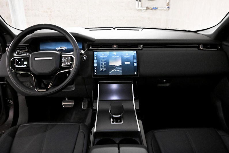 Vehicle image LAND ROVER RANGE ROVER VELAR