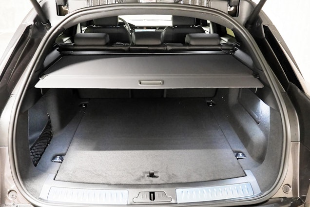 Vehicle image 14 Vehicle image 14