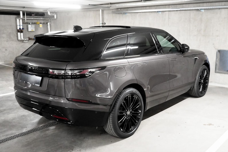 Vehicle image LAND ROVER RANGE ROVER VELAR