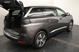 Vehicle image PEUGEOT 5008 1.2 Hybrid Allure Pack