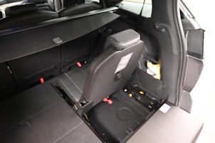 Vehicle image PEUGEOT 5008 1.2 Hybrid Allure Pack