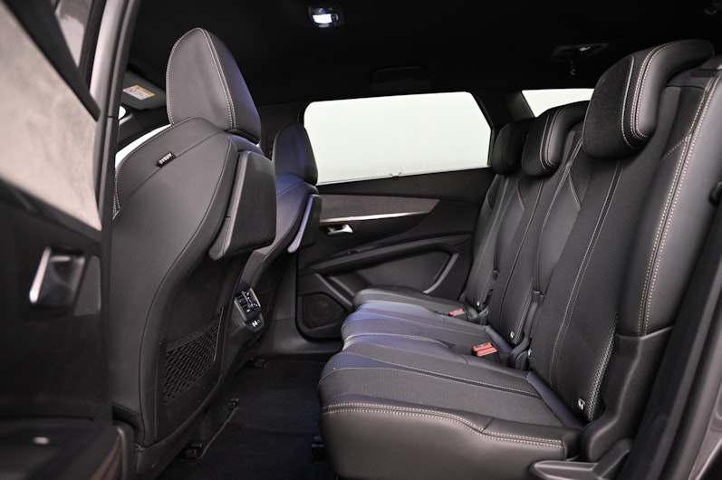 Vehicle image PEUGEOT 5008