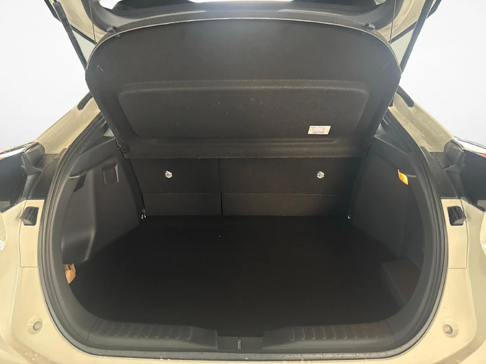 image du véhicule TOYOTA C-HR