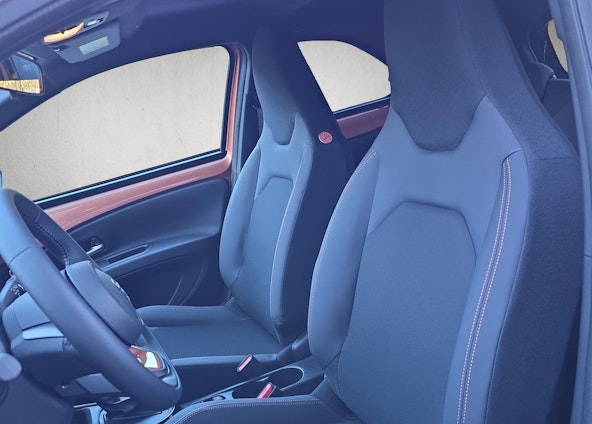 Vehicle image 9 Vehicle image 9