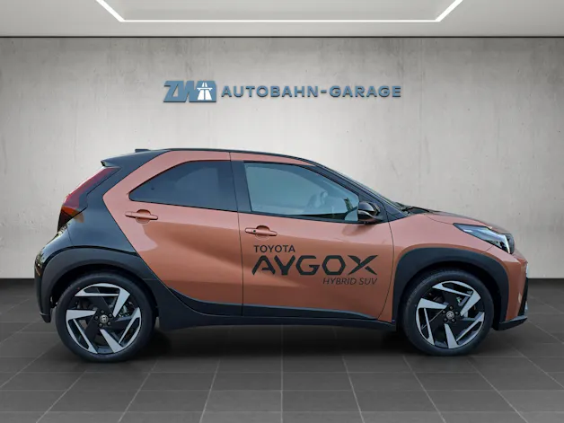 Toyota Aygo X 1.5 VVT-i HSD Style