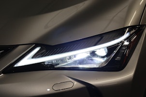 Vehicle image LEXUS UX 250h Comfort