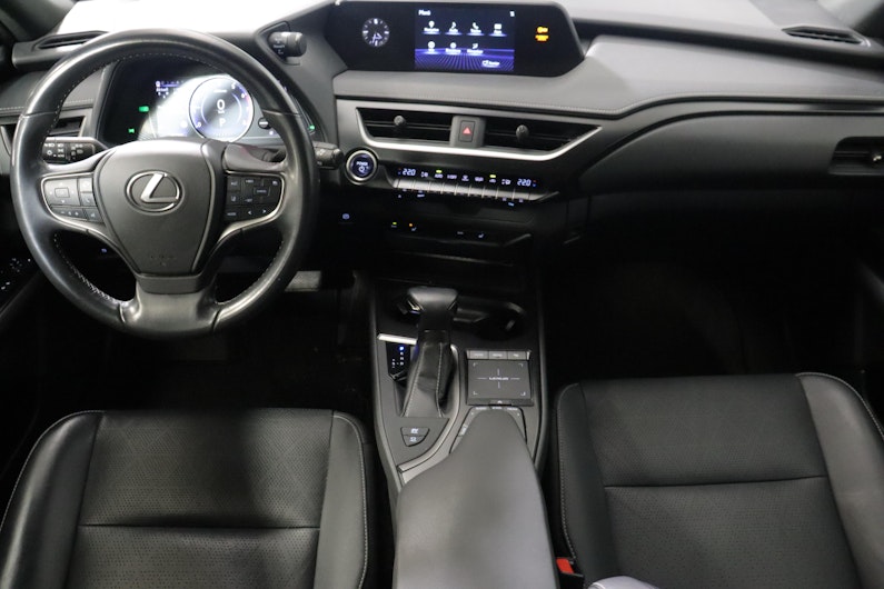 Vehicle image LEXUS UX