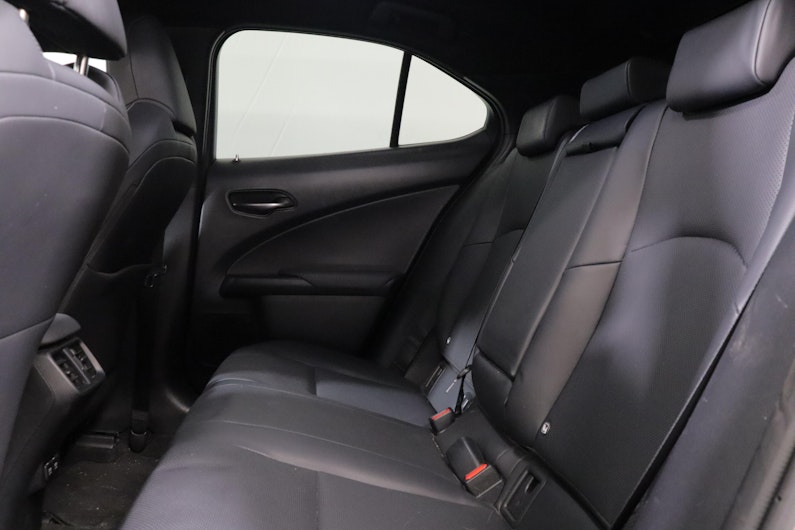 Vehicle image LEXUS UX