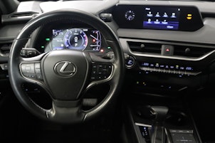 Vehicle image LEXUS UX 250h Comfort