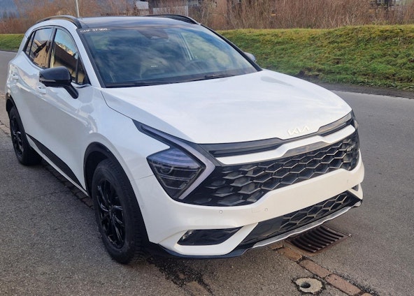 First vehicle image First vehicle image