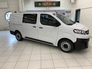 Vehicle image OPEL VIVARO 0
