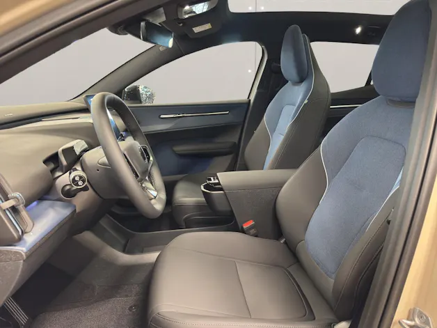 VOLVO EX30 E60 Twin Ultra Performance AWD
