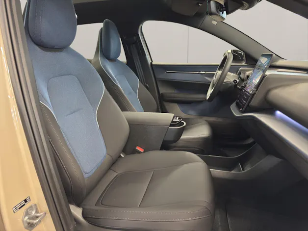 VOLVO EX30 E60 Twin Ultra Performance AWD