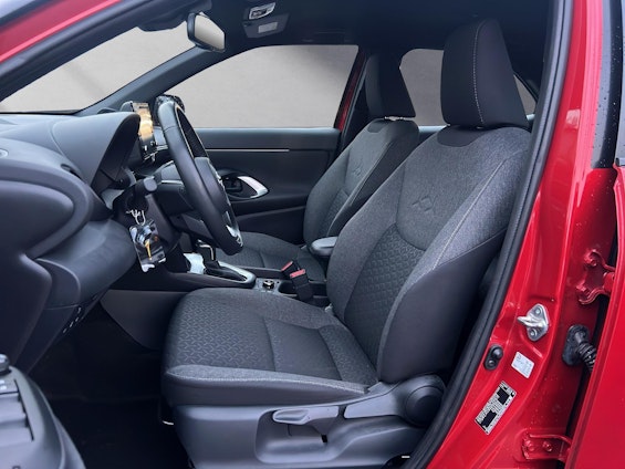 Vehicle image 8 Vehicle image 8