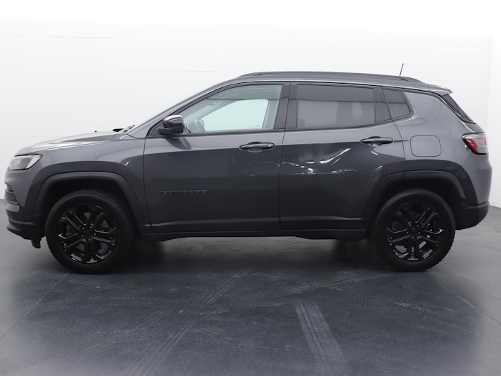 Vehicle image JEEP COMPASS