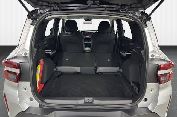 Vehicle image 15 Vehicle image 15