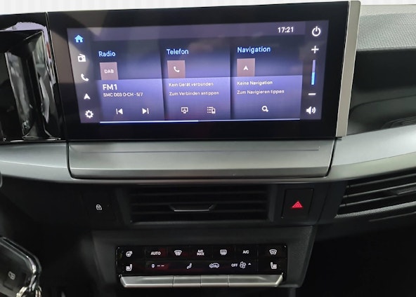 Vehicle image 10 Vehicle image 10