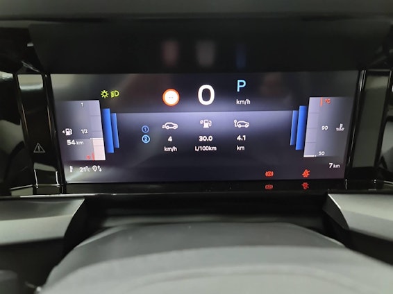 Vehicle image 9 Vehicle image 9