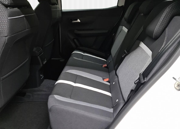 Vehicle image 13 Vehicle image 13