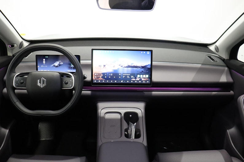 Vehicle image LEAPMOTOR C10