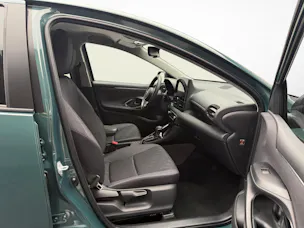 Toyota Yaris 1.5 VVT-i HSD Trend