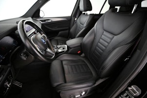 Vehicle image BMW X3 30e xDrive SAG
