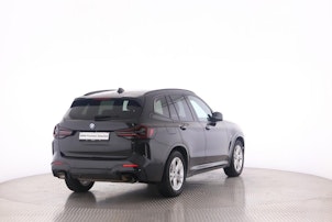 Vehicle image BMW X3 30e xDrive SAG