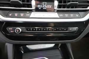 Vehicle image BMW X3 30e xDrive SAG