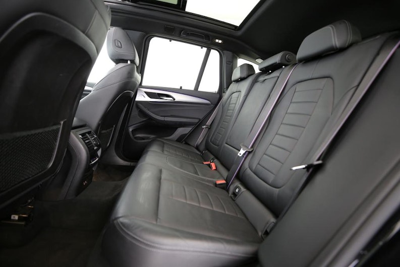 Vehicle image BMW X3