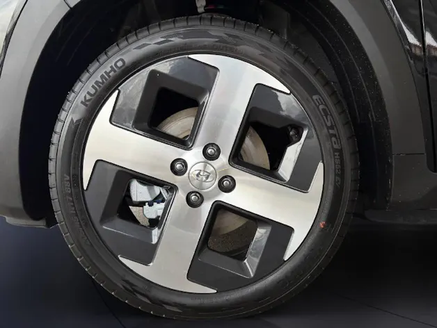 Hyundai INSTER Electric Vertex 49 KWH