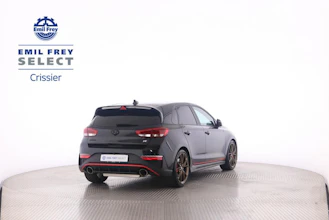 https://vehicle.imgix.net/4101727/1d615dfa-953d-48ec-a93c-6b9fcb2c06e5.jpg