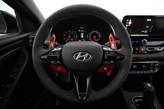 https://vehicle.imgix.net/4101727/a41cf978-a334-4bbb-8bc9-b6bc0b705704.jpg