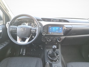 Vehicle image TOYOTA Hilux Double Cab.-Pick-up 2.8 D-4D 204 Comfort