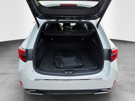 Vehicle image 9 Vehicle image 9