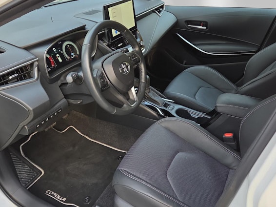 Vehicle image 11 Vehicle image 11