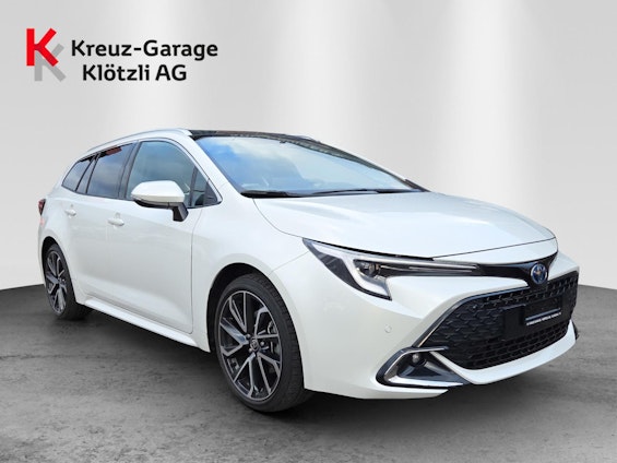 First vehicle image First vehicle image