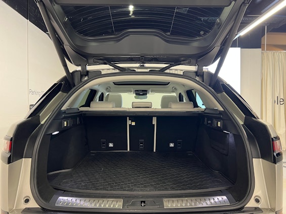 Vehicle image 11 Vehicle image 11