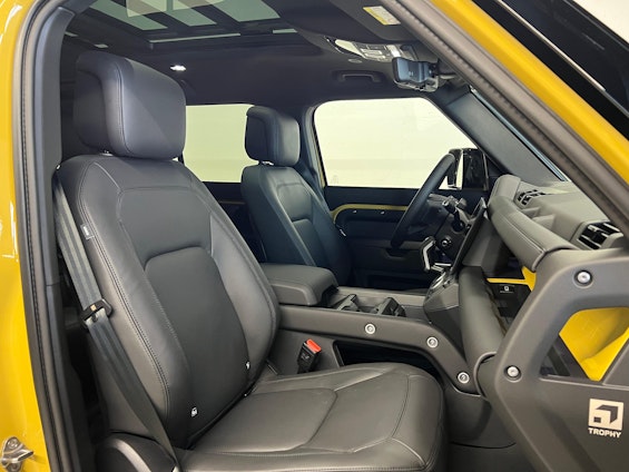 Vehicle image 5 Vehicle image 5