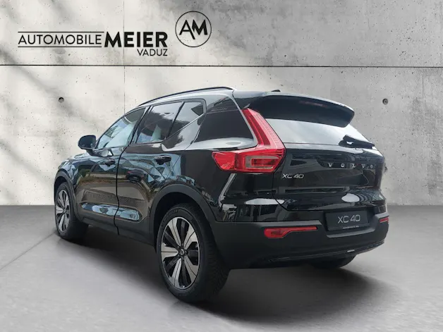Volvo XC40 1.5 T4 PiH Plus Dark