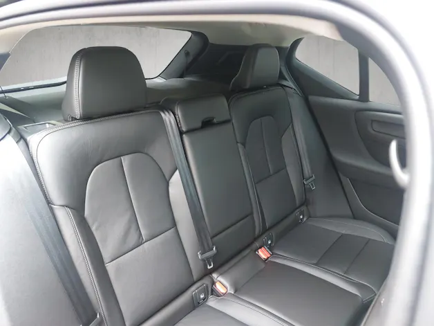 Volvo XC40 1.5 T4 PiH Plus Dark