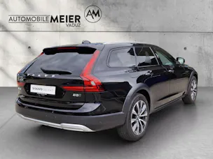 Volvo V90 Cross Country 2.0 B5 Plus AWD