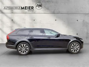 Volvo V90 Cross Country 2.0 B5 Plus AWD