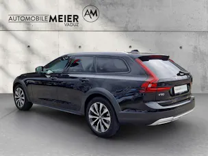 Volvo V90 Cross Country 2.0 B5 Plus AWD