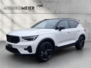 Volvo XC40 2.0 B4 MH Black Edition