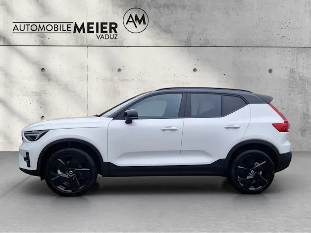 Volvo XC40 2.0 B4 MH Black Edition