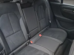 Volvo XC40 2.0 B4 MH Black Edition