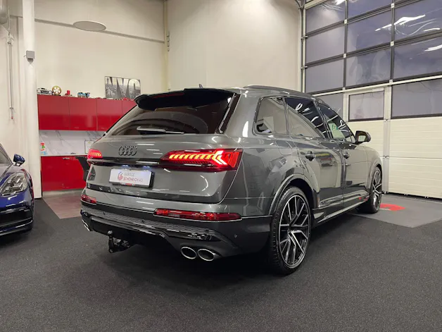 Audi SQ7 4.0 V8 TFSI quattro T-Tronic