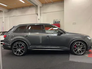 Audi SQ7 4.0 V8 TFSI quattro T-Tronic